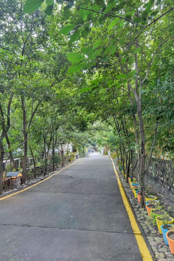 Club Mahindra Corbett Hotel Garjia Exterior photo