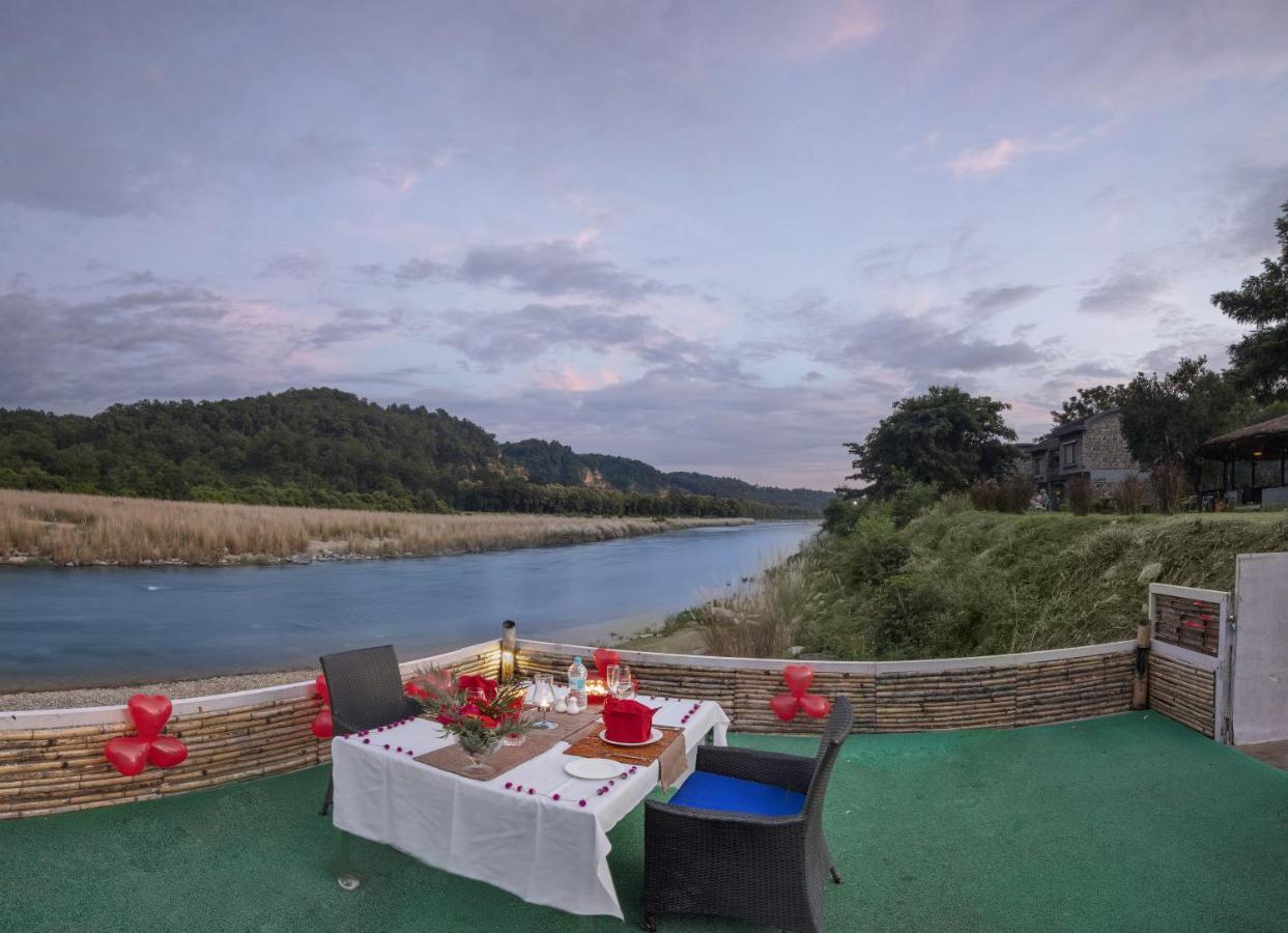 Club Mahindra Corbett Hotel Garjia Exterior photo