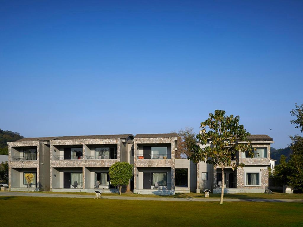 Club Mahindra Corbett Hotel Garjia Exterior photo